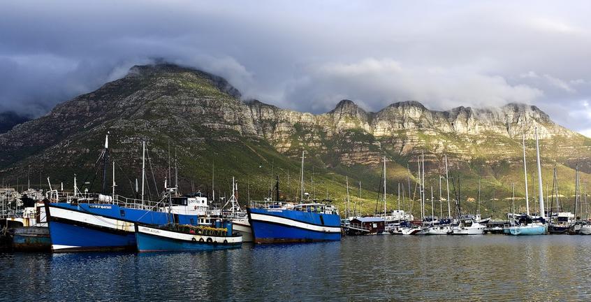 Hout_bay_harbour_2_copy_C