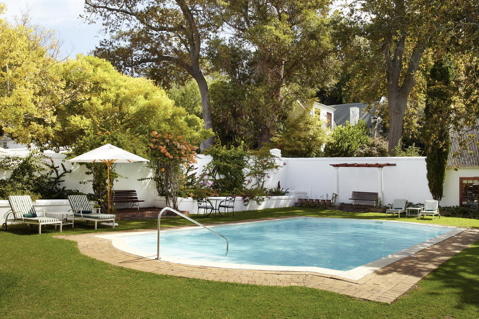 The_Cellars-Hohenort_-_pool1