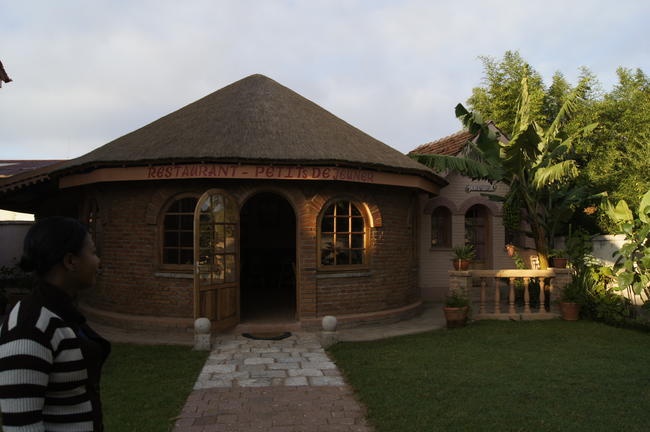 breakfast_room