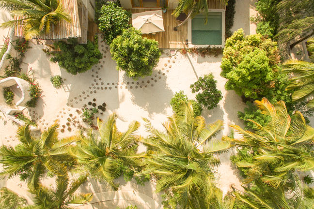 presidential_villa_aerial_view_with_path
