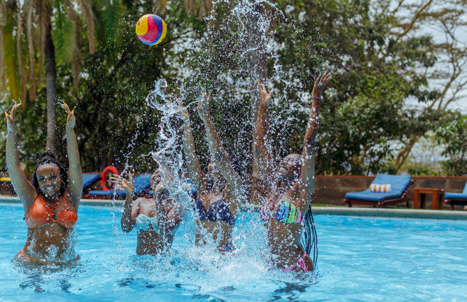 sarova_lion_hill_-_swimming_pool_10