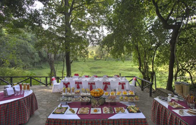 sarova_mara_game_camp_-_salt_lick_deck_1