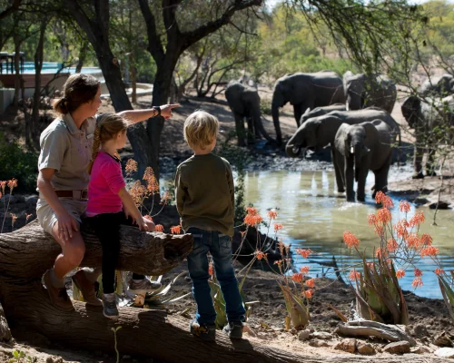 South-Africa-Ngala-Safari-Lodge-andBeyonder-guide-WILDchild-children-elephant-High-Resolution-Width=5000px